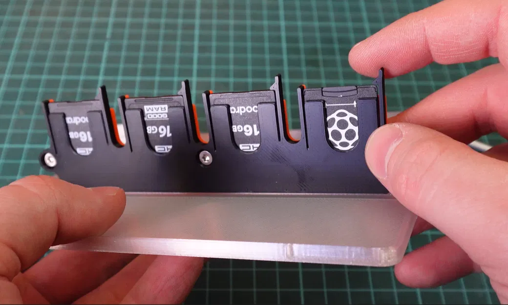 Ví đựng thẻ SD dạng flex (SD card flex wallet) - Image 2