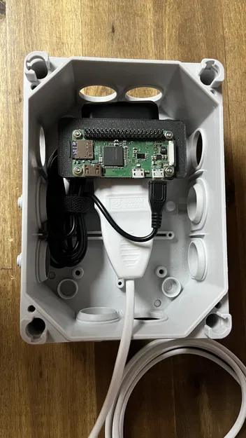 Bệ gắn PI Zero 2W cho hộp điện (Verbindungsdose) – Podest - Image 1