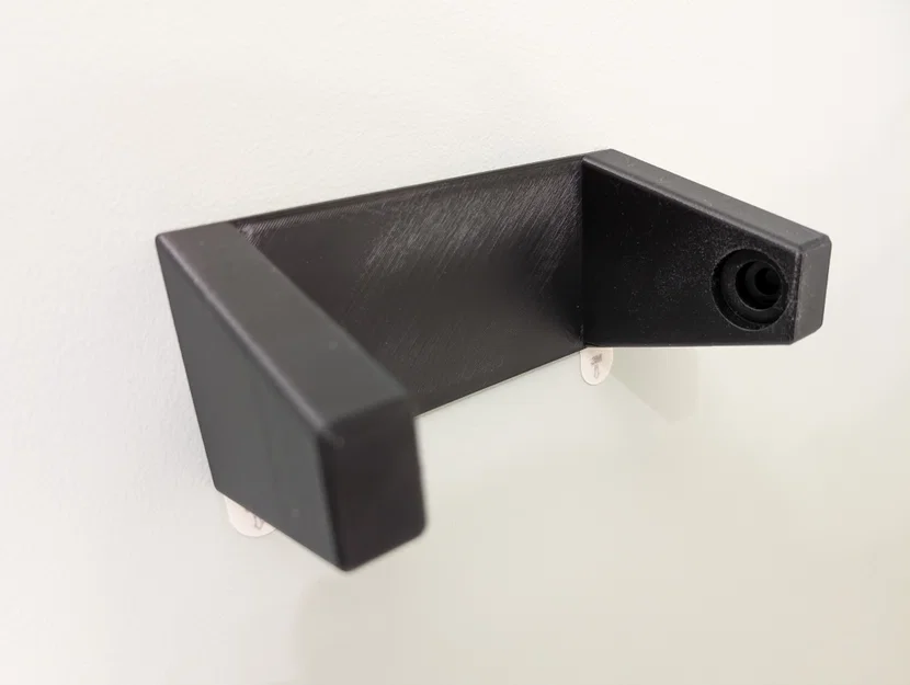 TP Roll Holder – Giá đỡ cuộn giấy vệ sinh - Image 1