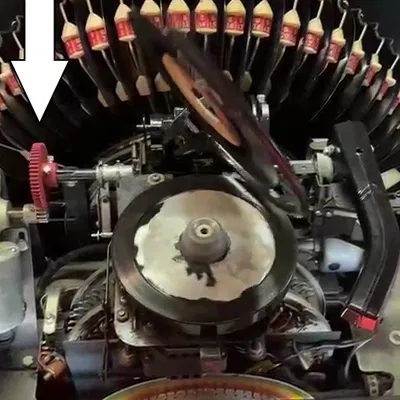 Bánh răng tay gắp đĩa Rock-Ola Tempo II Jukebox (Record Arm Gear)