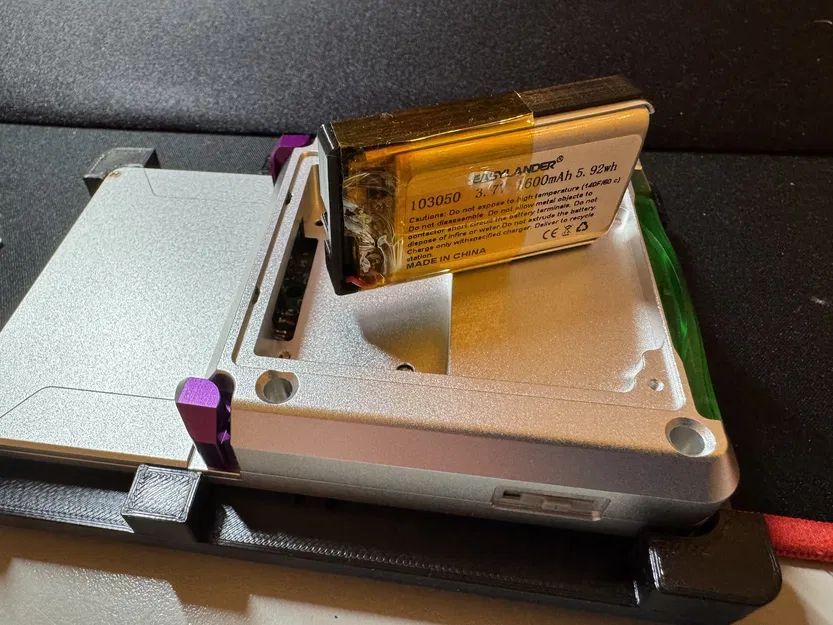 Boxypixel Unhinged SP - Pin rời 103050 1600mAh (Removeable Battery) - Image 2