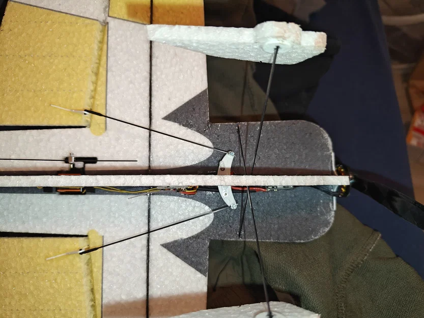 Càng lái (Rudderhorn) RC Factory - Image 1