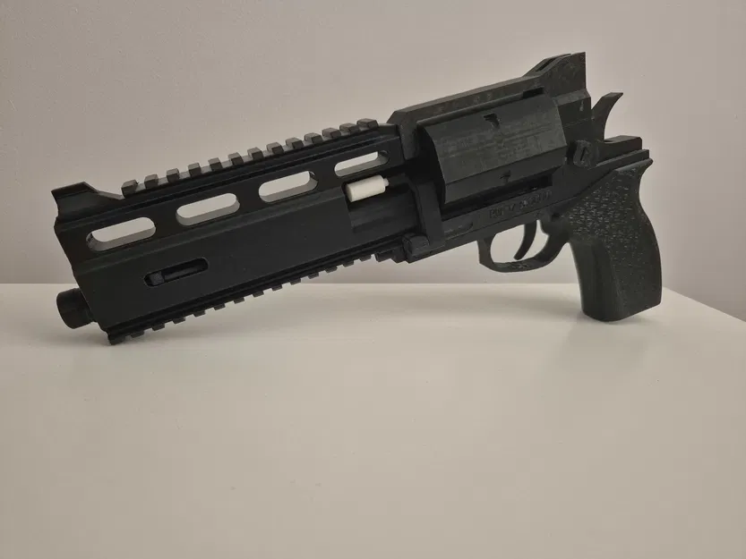 RSH-12 РШ-12 revolver tấn công Nga dummy tỉ lệ 1:1 - Image 1