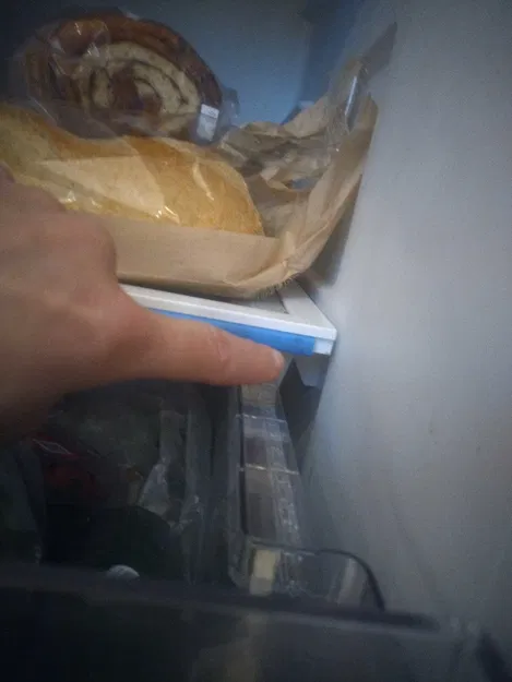 Bracket đỡ khay ngăn crisper Frigidaire (Frigidaire Crisper Drawer Shelf Holder Bracket) - Image 2