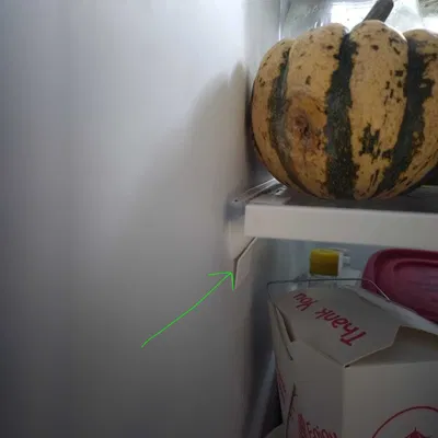 Pát đỡ kệ tủ lạnh Frigidaire thay thế (dáng số 5 “Fiiiiiive”)