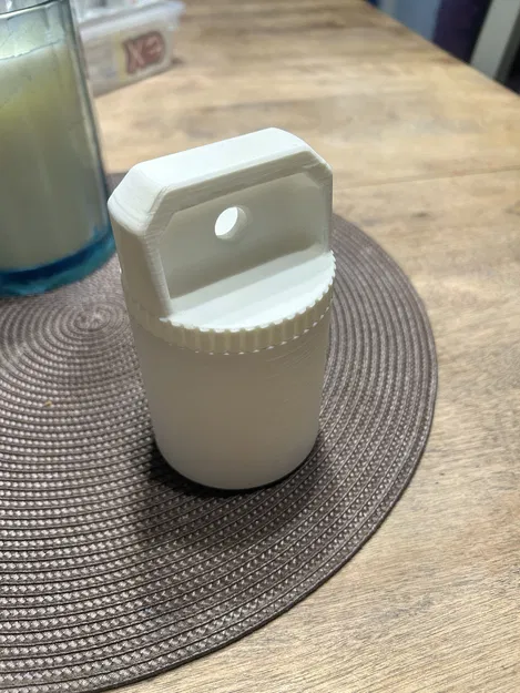 Hộp đựng GoPro Hero 5/6/7 & Hero 2018 Black kèm 2 pin - Image 1