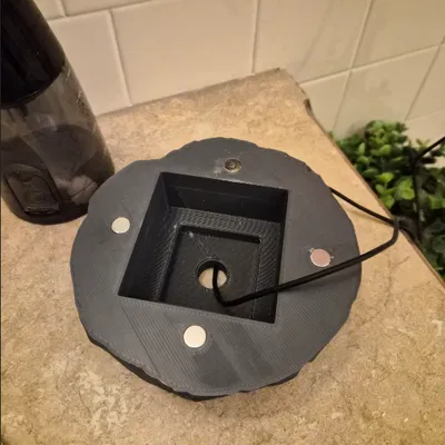 Thanh Kiếm Trong Đá: Giá Đỡ Philips OneBlade Collab kèm Ngăn Phụ Kiện Ẩn