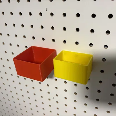 Hộp Pegboard 60mm x 60mm