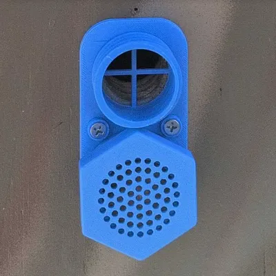 Nắp Swarm Trap Cap (cửa vào bẫy ong có thể đóng kín)