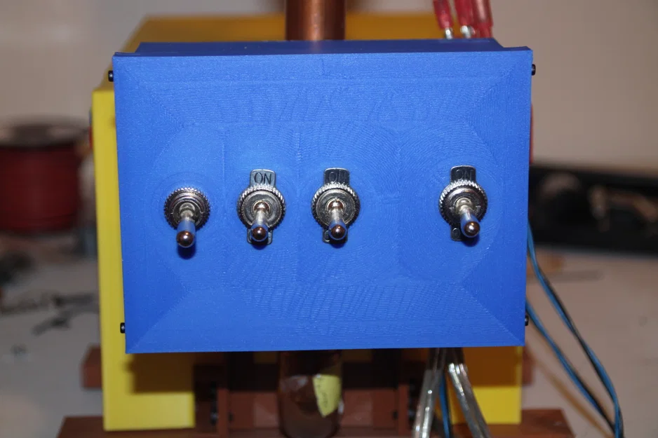 Còi báo động Federal Signal Thunderbolt 1000/1000T tỉ lệ 1/4 - Image 7