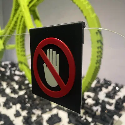 NO TOUCH! – Móc treo bảng “No touch”