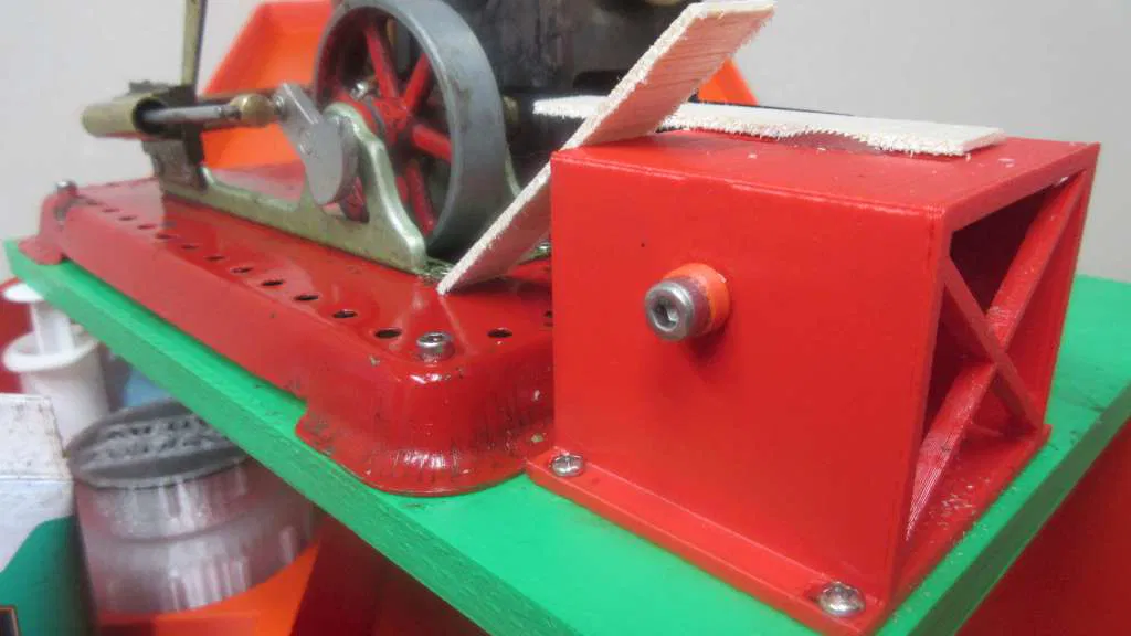 Mô Hình Cưa Bàn Chạy Bằng Động Cơ Hơi Nước - Image 1