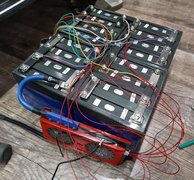 Gá giữ & Spacer cell LiFePO4 120Ah (174mm x 48mm) - Image 1