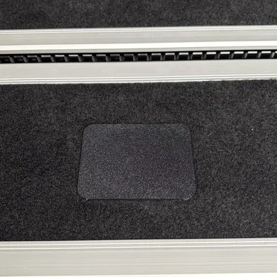 Nắp che ổ cắm dây điện hàng ghế sau Ford Tourneo Custom (2024+)