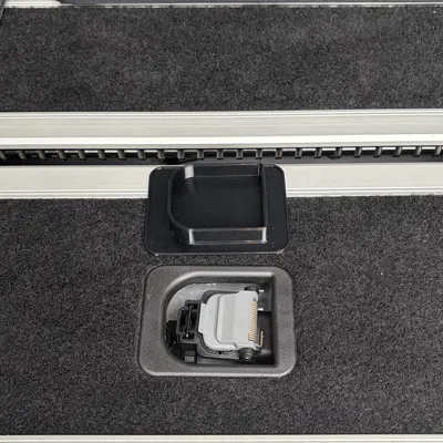 Nắp che ổ cắm dây điện hàng ghế sau Ford Tourneo Custom (2024+)