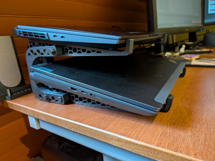 Giá đỡ 2 laptop dạng module (Modular Dual Laptop Stand) - Image 1