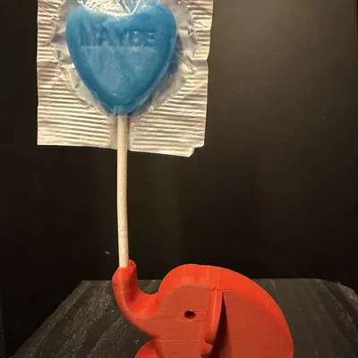 Voi Giữ Kẹo Mút Ngày Valentine