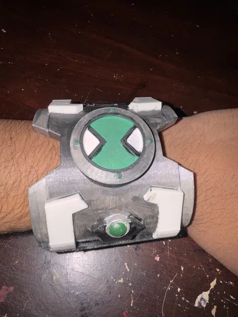 Ben 10 Classic Omnitrix (Omnitrix Cổ Điển) - Image 1