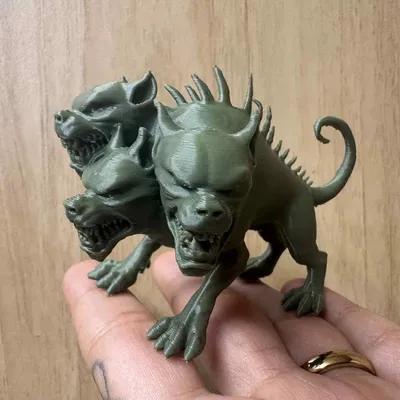 Cerberus – Chó Canh Cổng Địa Ngục Ba Đầu (Fluffy)