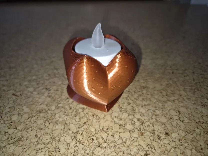Giá đỡ nến tealight hình trái tim cho ngày Valentine - Image 1