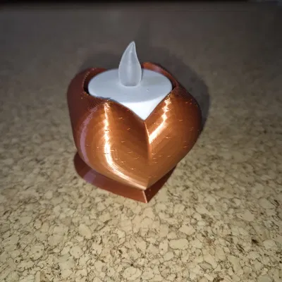 Giá đỡ nến tealight hình trái tim cho ngày Valentine