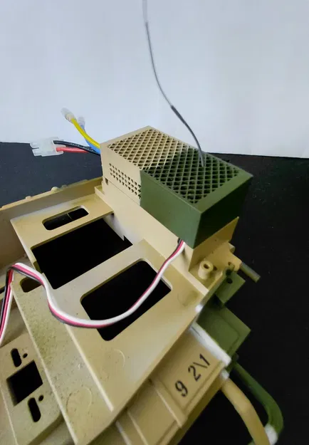 Tamiya RC 1/10 FAV/Wild One: Giá bánh dự phòng + Hộp mát ESC + Cản trước - Image 5