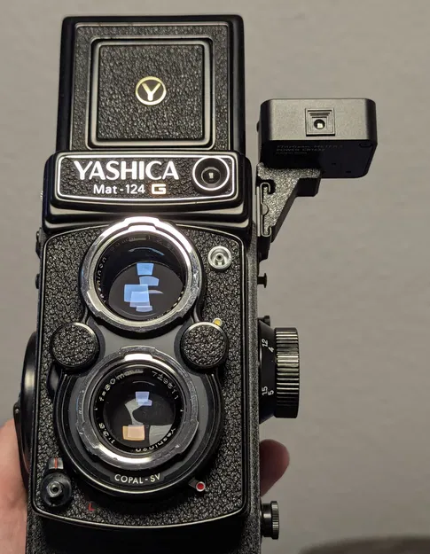 Adapter Cold Shoe 90° cho Yashica Mat-124G - Image 1