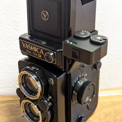Adapter Cold Shoe 90° cho Yashica Mat-124G