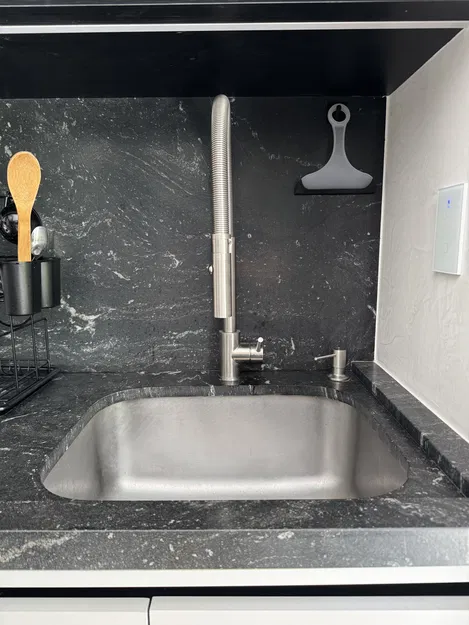 Giá đỡ miếng bọt biển trong bồn rửa (In-sink sponge support) - Image 2