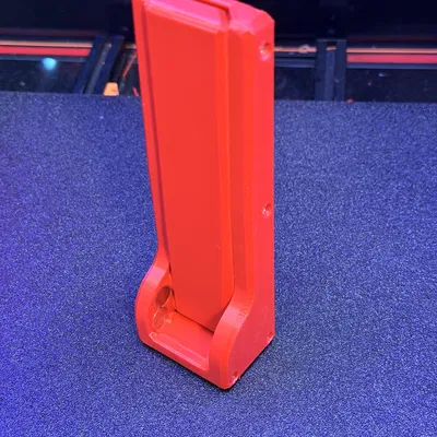 Móc Treo Tường “Totally Not Over-Engineered”