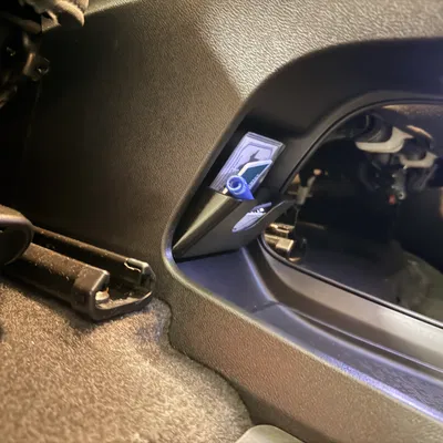 Hộc để đồ bệ trung tâm dưới cho Bolt EUV (Bolt EUV Lower Console Cubby)