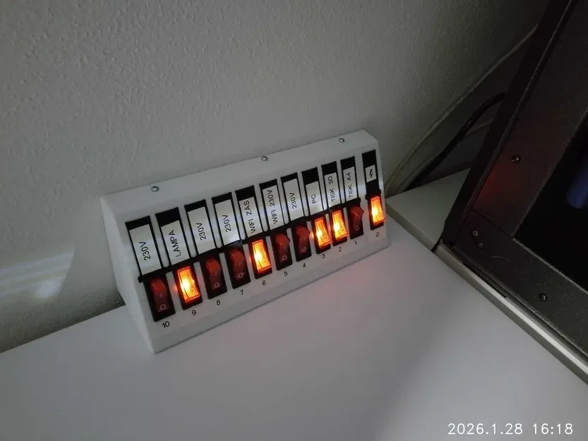 Krabička na zásuvky 230V (Hộp cho ổ cắm 230V) - Image 10