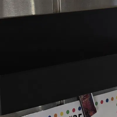 Kệ lưu trữ (Storage shelf)