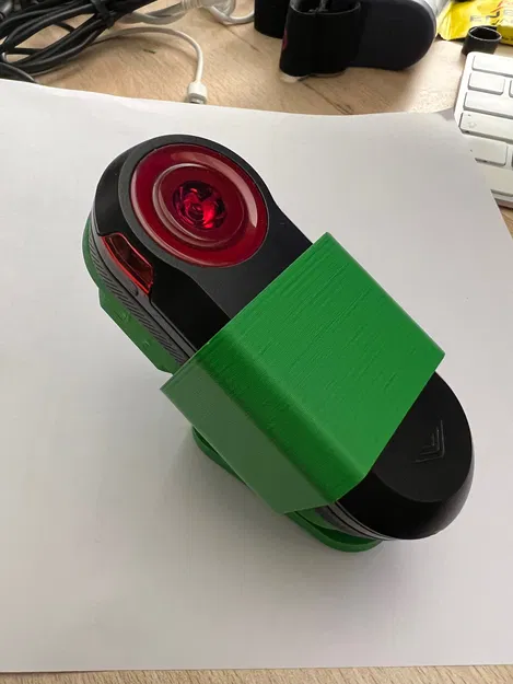 Giá đỡ Garmin Varia cho velomobile - Image 3