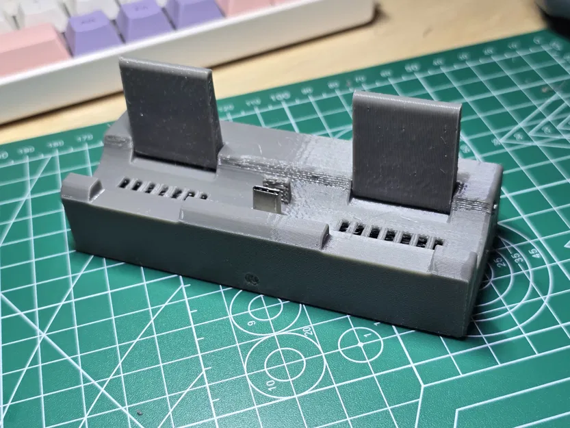 Dock du lịch Nintendo Switch 2 có chân đỡ gập - Image 1