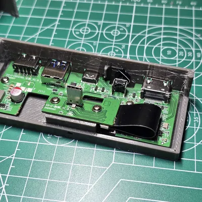 Dock du lịch Nintendo Switch 2 có chân đỡ gập