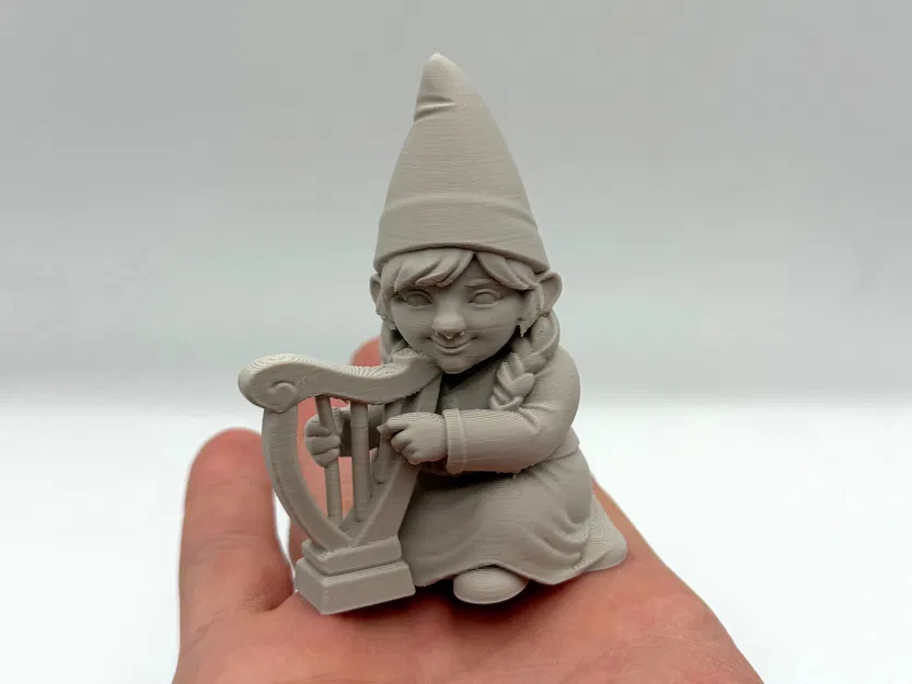 Gnome Chơi Đàn Harp (Harp Playing Gnome) - Image 1