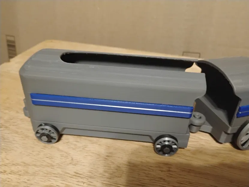 Xe lửa đồ chơi mình làm cho con của bạn mình mê tàu hỏa - Image 2