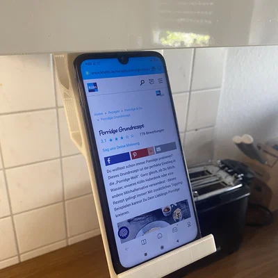 Küchenhelfer Smartphone – Giá đỡ điện thoại cho tủ bếp treo