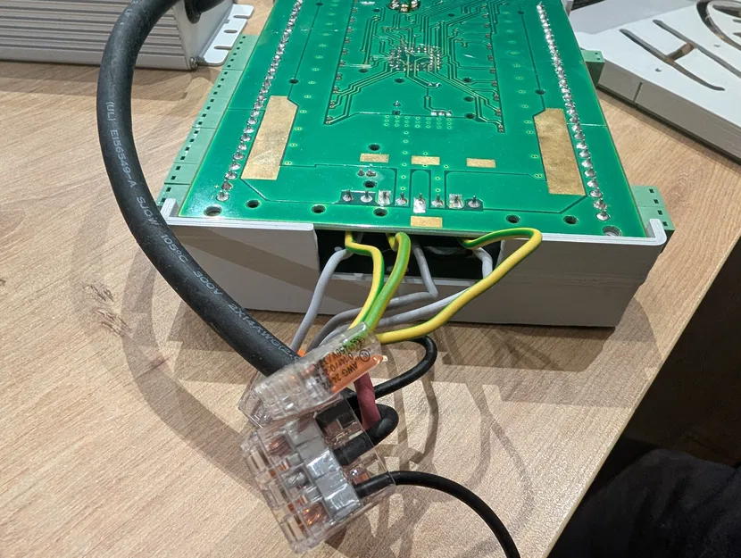 Hộp SOH DMX Dimmer box (dimmer DMX 30 kênh) in 3D - Image 12