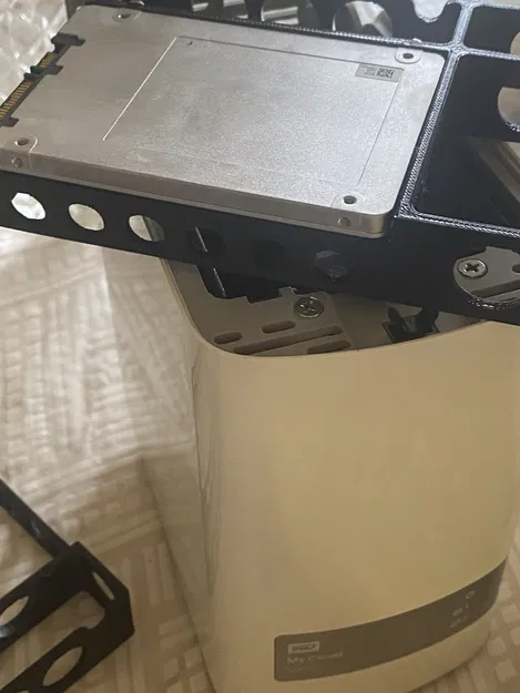 Adaptor 2,5 sang 3,5 cho HDD/SSD - Image 2