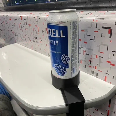 Giá đỡ lon bia du lịch (Travel beer can holder)