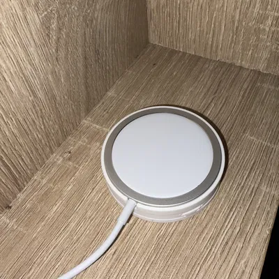 Ngàm gắn MagSafe tháo rời (Magsafe detachable mount)