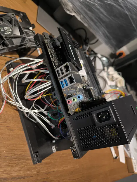 Vỏ NAS in 3D hoàn toàn (8× SAS/SATA, Mini-ITX) - Image 4