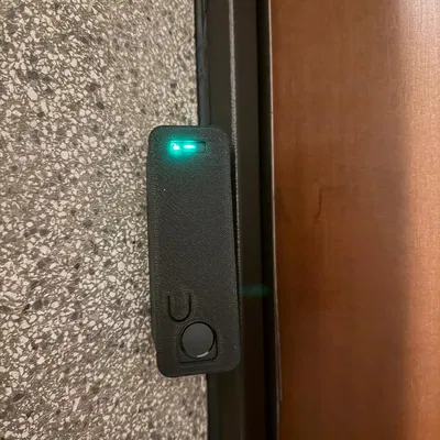 Ốp che SwitchBot Keypad có lỗ LED