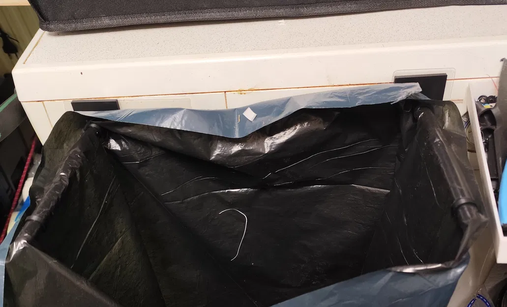 Móc kẹp treo bịch rác lắp nhanh (Quick Fit Rubbish Bag Hanger) - Image 3