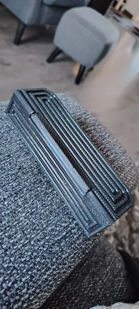 Hộp đựng kính Print-in-Place có khóa nam châm - Image 4