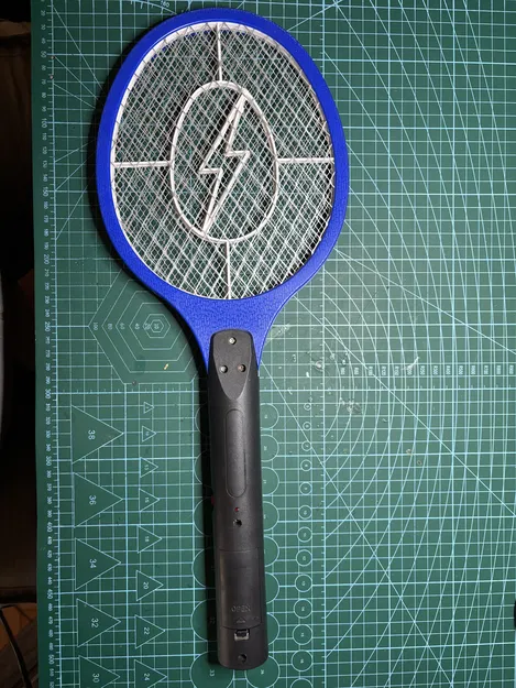 Gia cố khay pin cho vợt muỗi điện (Electric Fly Swatter Battery fix) - Image 1