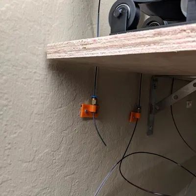 Giá treo tường giữ ống PTFE/filament cho MMU2