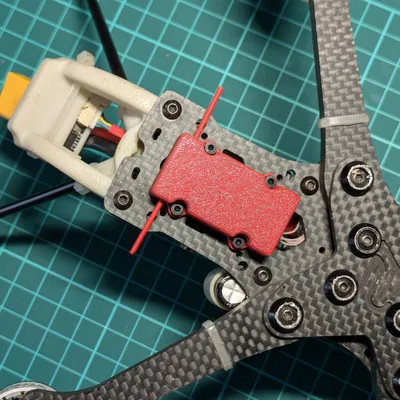 Vỏ bảo vệ FPV receiver (mount 20×20)